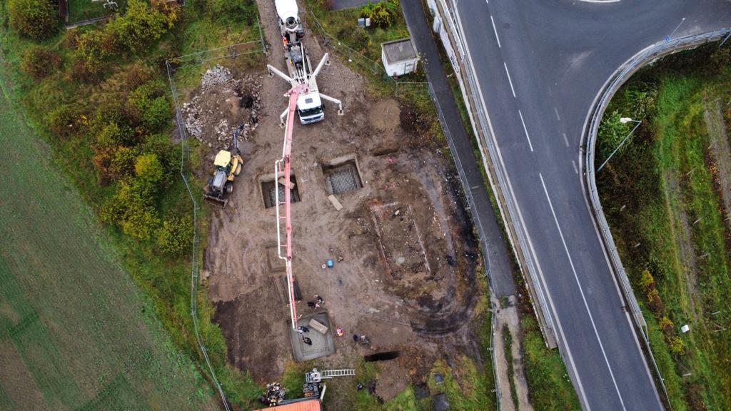Rača – Grinava, vodovodné zásobné potrubie